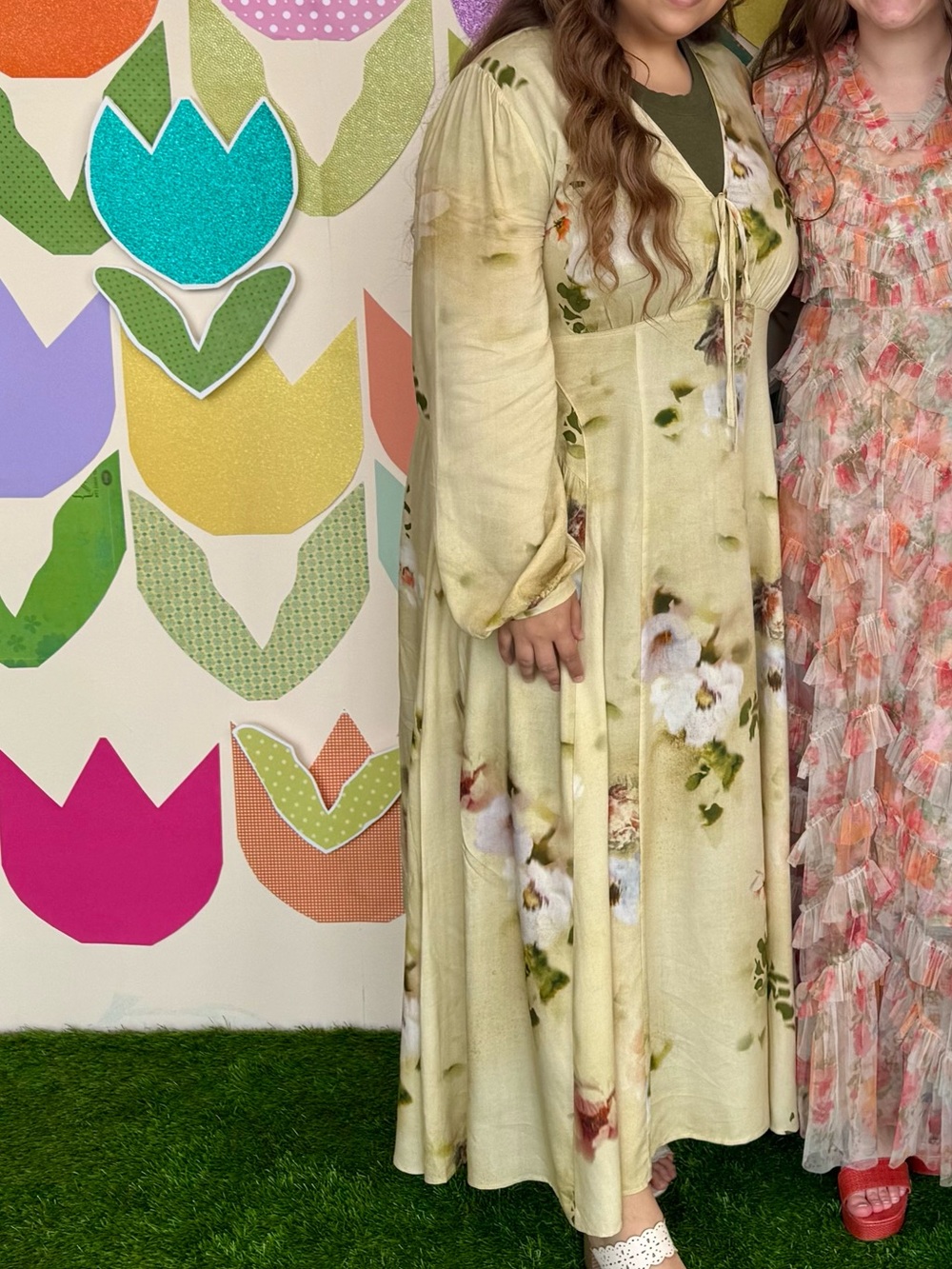 ASOS Floral V-Neck Maxi Dress in Olive Green - Picture 4 of 4